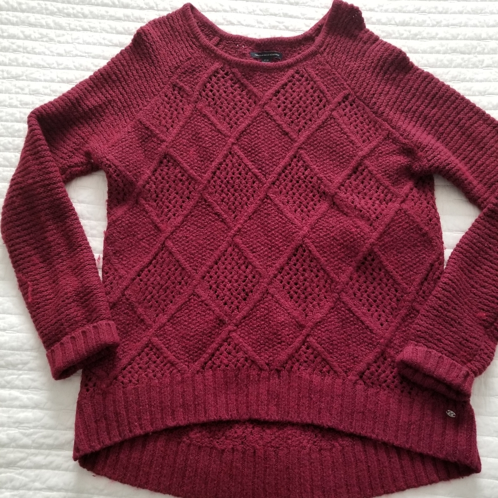 American Eagle sweater